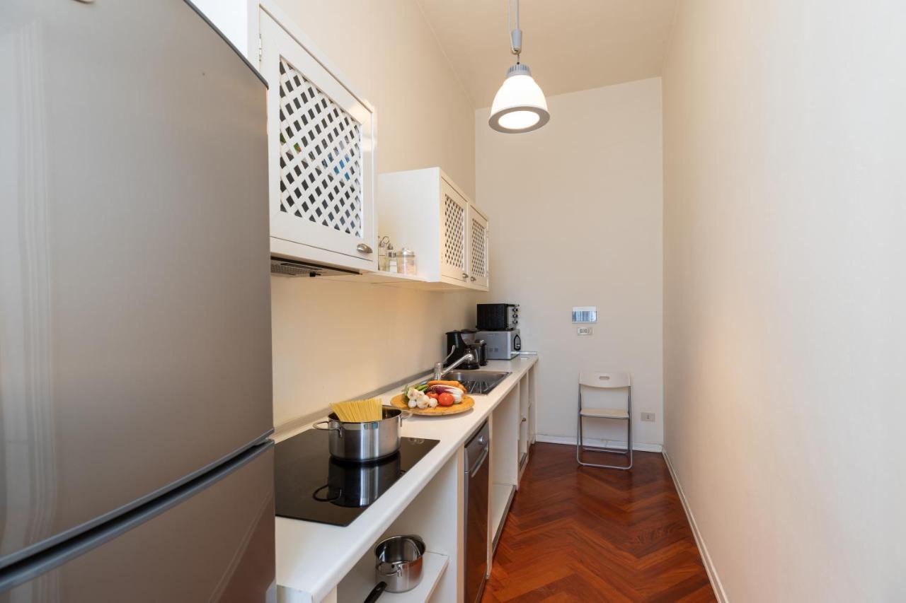 Seta Spacious Apartment Next To The Duomo Florence Exterior photo