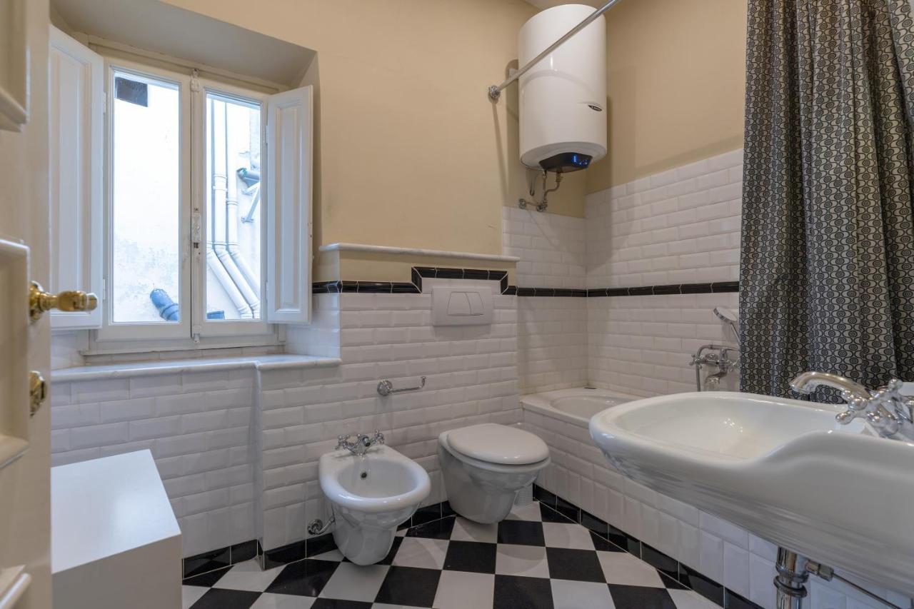 Seta Spacious Apartment Next To The Duomo Florence Exterior photo