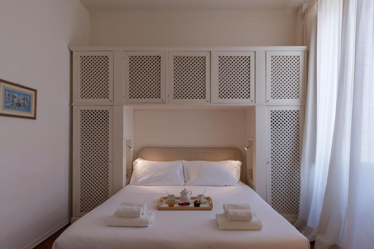 Seta Spacious Apartment Next To The Duomo Florence Exterior photo