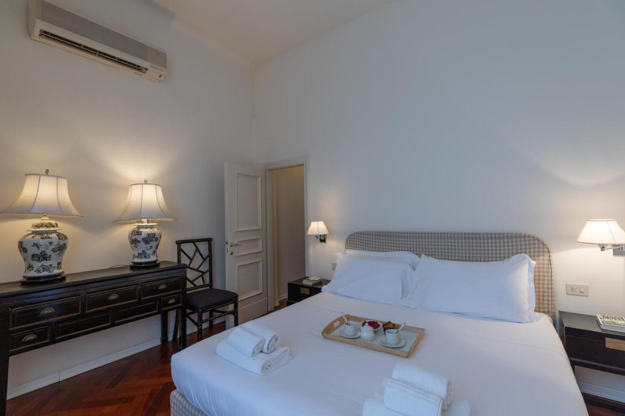 Seta Spacious Apartment Next To The Duomo Florence Exterior photo