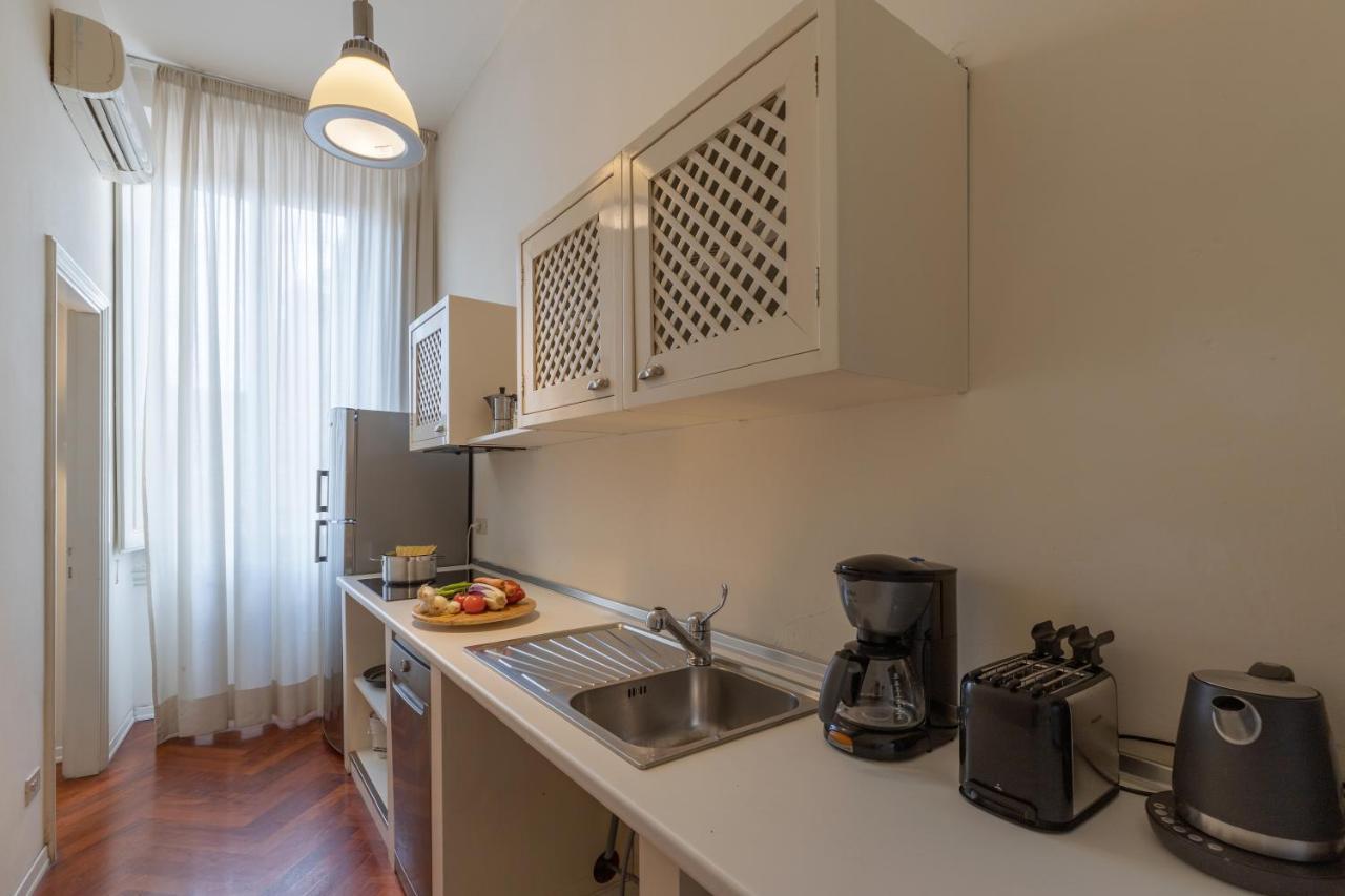 Seta Spacious Apartment Next To The Duomo Florence Exterior photo