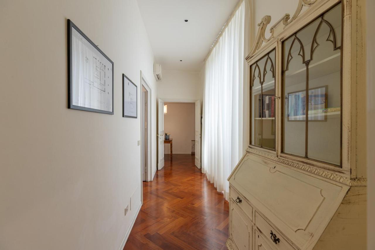 Seta Spacious Apartment Next To The Duomo Florence Exterior photo
