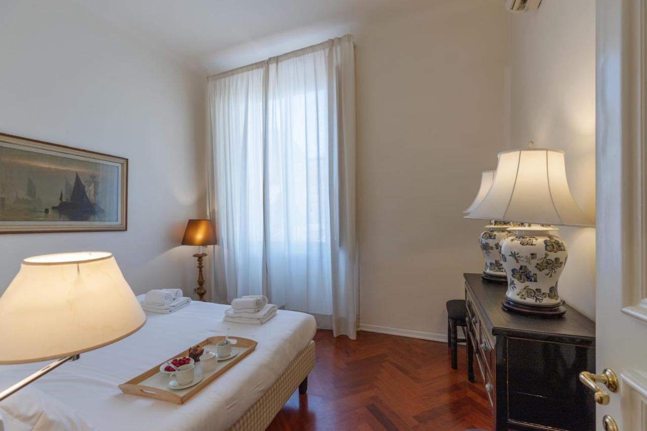 Seta Spacious Apartment Next To The Duomo Florence Exterior photo