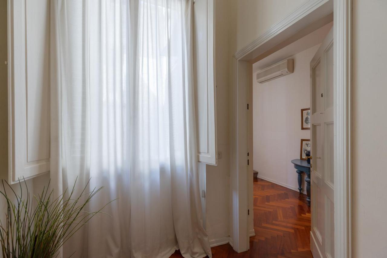 Seta Spacious Apartment Next To The Duomo Florence Exterior photo