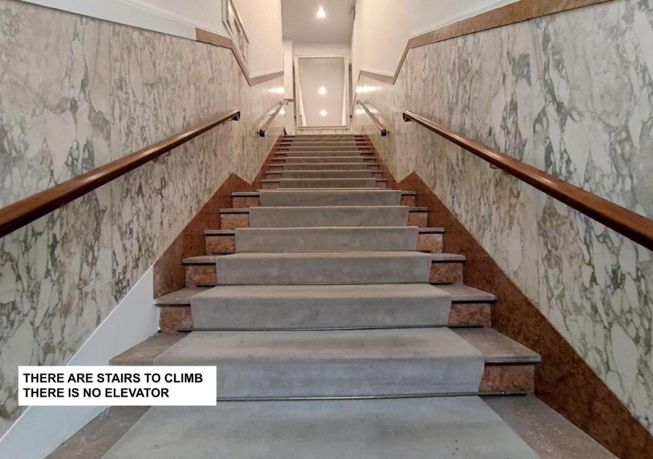 Seta Spacious Apartment Next To The Duomo Florence Exterior photo